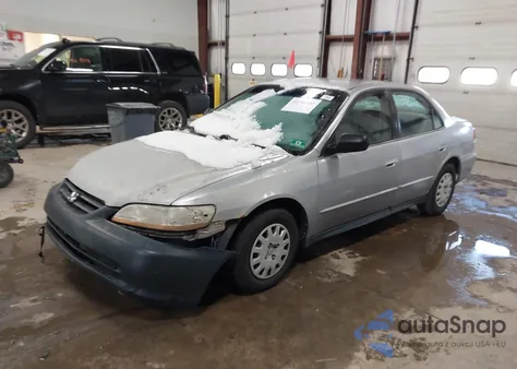 2001 Honda Accord Value Package z USA, uszkodzony, nr VIN 1HGCF86601A094755
